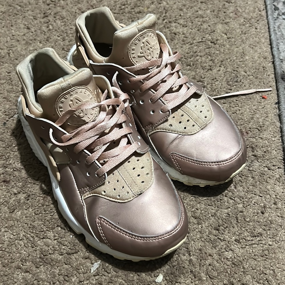 Rose gold hurachae